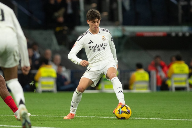 早报:费内巴切0-0加拉塔萨雷,穆里尼奥赛后言论引争议