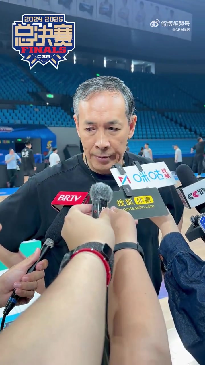 许利民：把心态调整好&水平发挥出来 这是今晚比赛最关键的